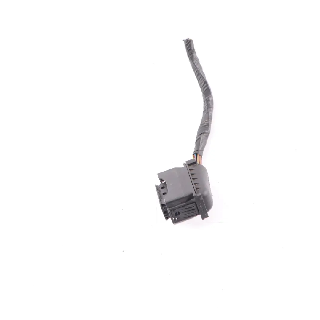 Socket BMW E92 E93 Bi-Xenon Headlight Front Lamp Right O/S Wiring 6925638 Plug - SKU 7182510-6 - Part number 7182510