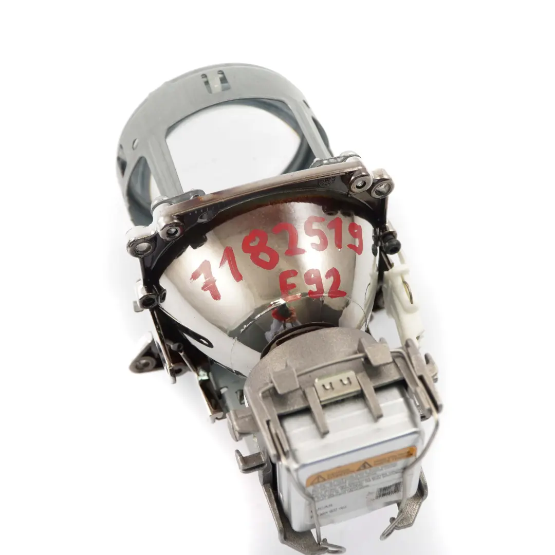 Faro Frontale Lampada Xenon Parte Miele Unita di Illuminazione per BMW E92 E93 con numero di parte 7182519 BMW E92 E93 Faro Frontale Lampada Xenon Parte Miele Unita di Illuminazione - SKU 7182519 - Numero di parte 7182519