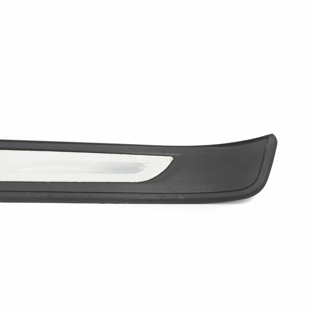 Embellecedor Entrada Alféizar Edición 320si Panel Delantero para BMW E90 con número de pieza 7183109 BMW E90 Embellecedor Entrada Alféizar Edición 320si Panel Delantero - SKU 7183109-1 - Número de pieza 7183109