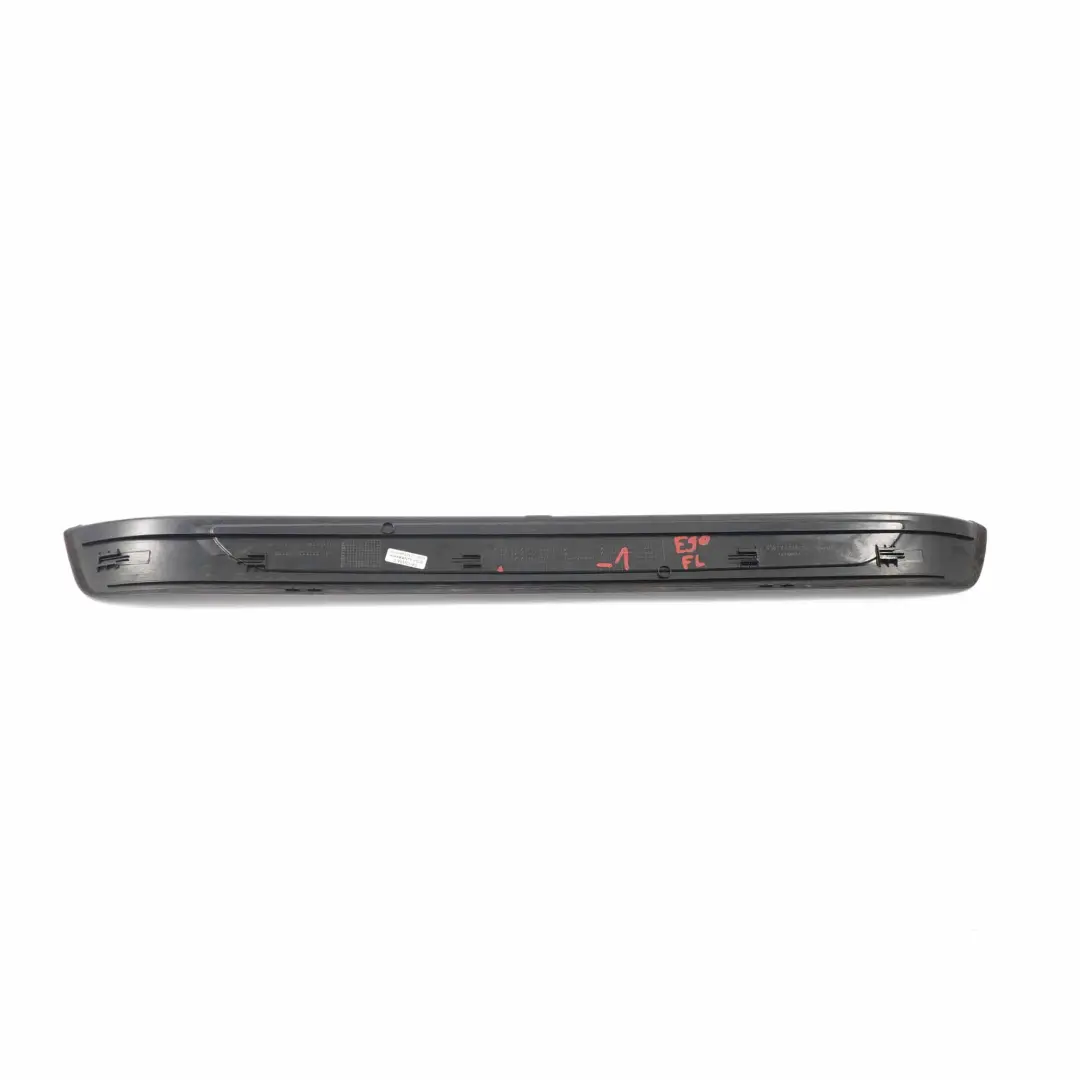 Embellecedor Entrada Alféizar Edición 320si Panel Delantero para BMW E90 con número de pieza 7183109 BMW E90 Embellecedor Entrada Alféizar Edición 320si Panel Delantero - SKU 7183109-1 - Número de pieza 7183109