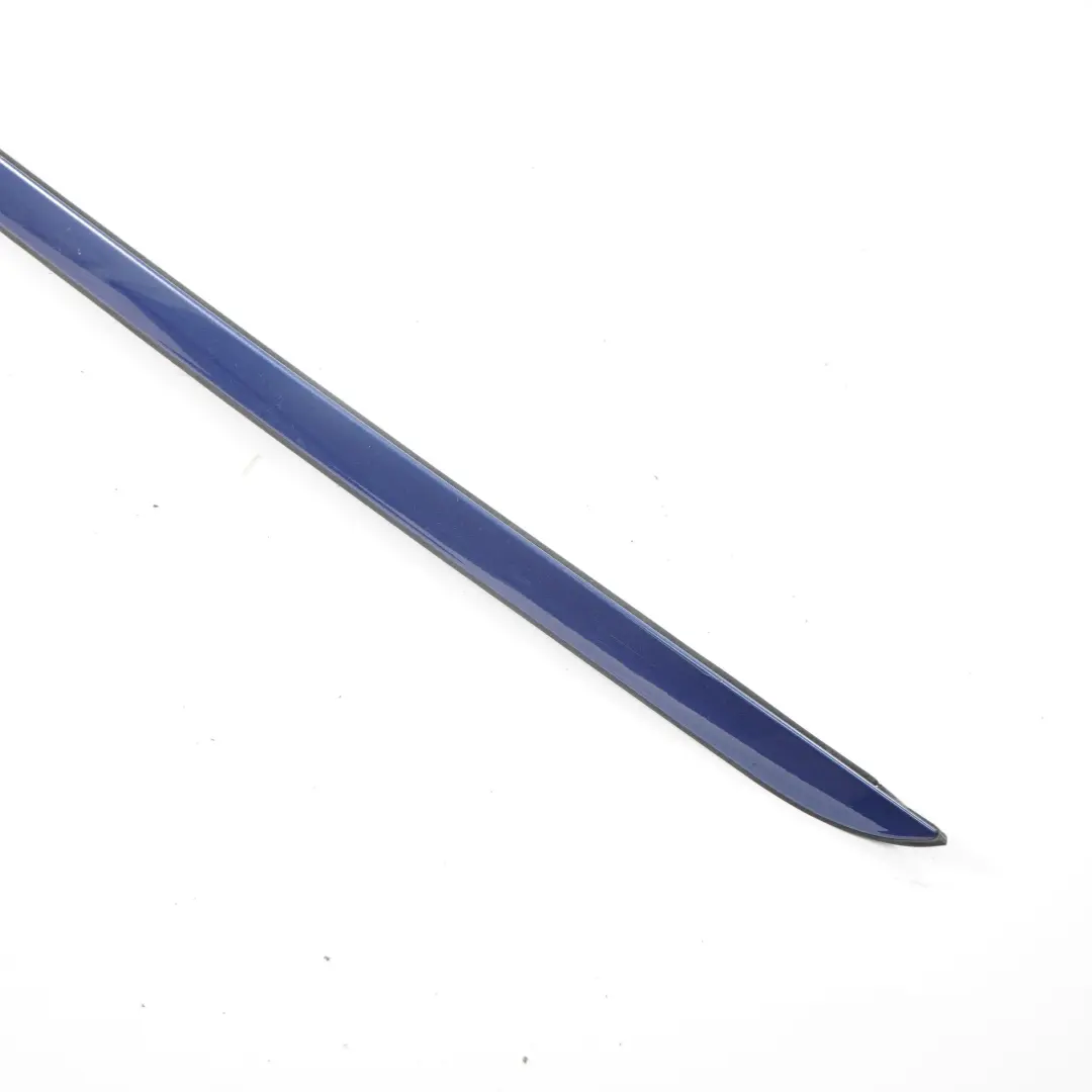 BMW E90 E91 Bande enjoliveur pare-brise avant gauche Le Mans Blau Blue - SKU 7184005-LMB - Numéro de pièce 7184005