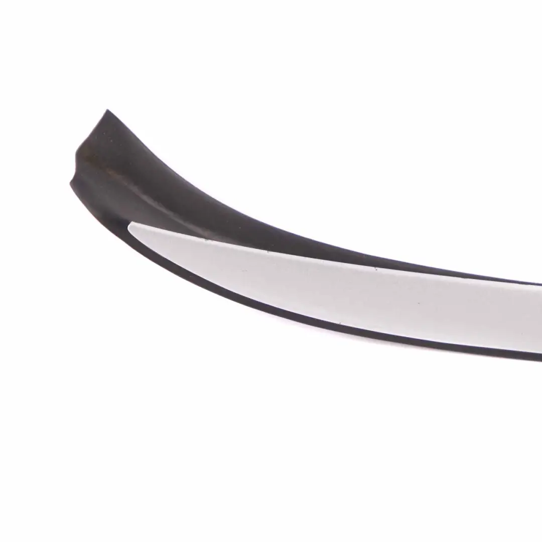 Tira Recorte Parabrisas Delantero Izquierdo Titansilber Plata para BMW E90 E91 con número de pieza 7184005 BMW E90 E91 Tira Recorte Parabrisas Delantero Izquierdo Titansilber Plata - SKU 7184005-TS - Número de pieza 7184005