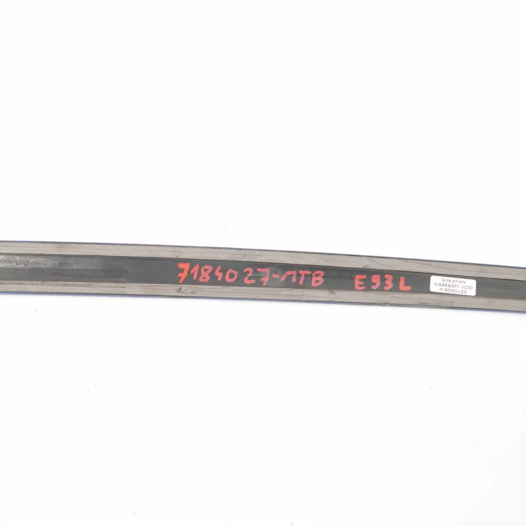 Verdeck Dach Scharnier Dekorleiste Links Montegoblau - A51 für BMW E93 Cabrio mit Teilenummer 7184027 BMW E93 Cabrio Verdeck Dach Scharnier Dekorleiste Links Montegoblau - A51 - SKU 7184027-MTB - Teilenummer 7184027