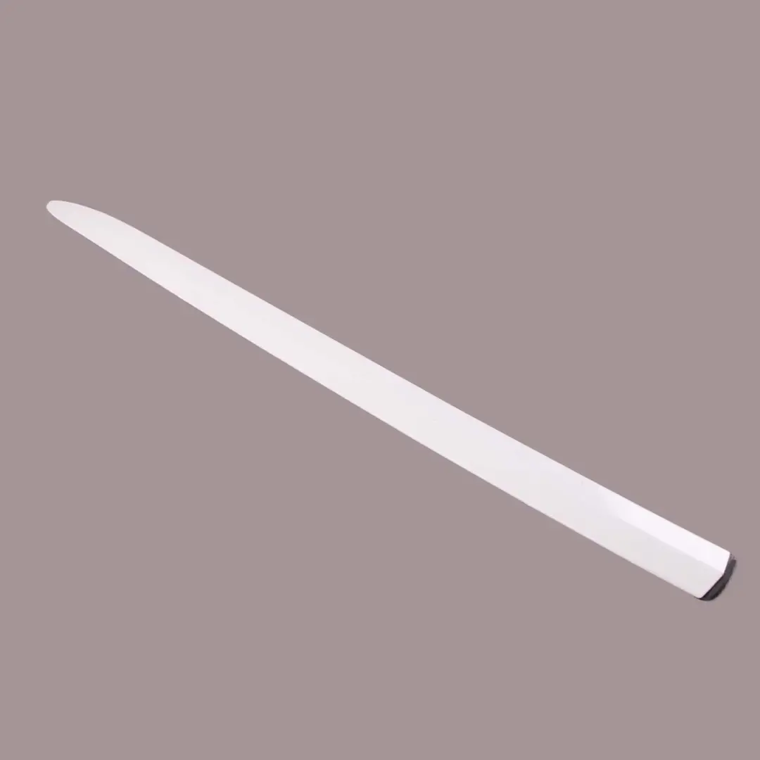 Folding Top Right O/S Moulding Trim Strip Alpinweiss 3 to BMW 3 4 E93 F33 Cabrio with Part number 7184028 BMW 3 4 E93 F33 Cabrio Folding Top Right O/S Moulding Trim Strip Alpinweiss 3 - SKU 7184028-AW - Part number 7184028