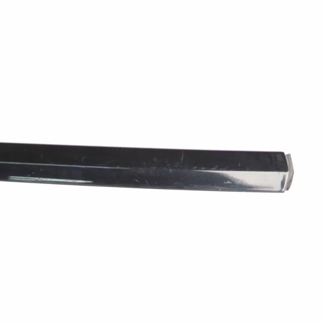 BMW E93 F33 Bande Moulage Rabattable Droite Couverture Noir Saphir 475 - SKU 7184028-BS - Numéro de pièce 7184028