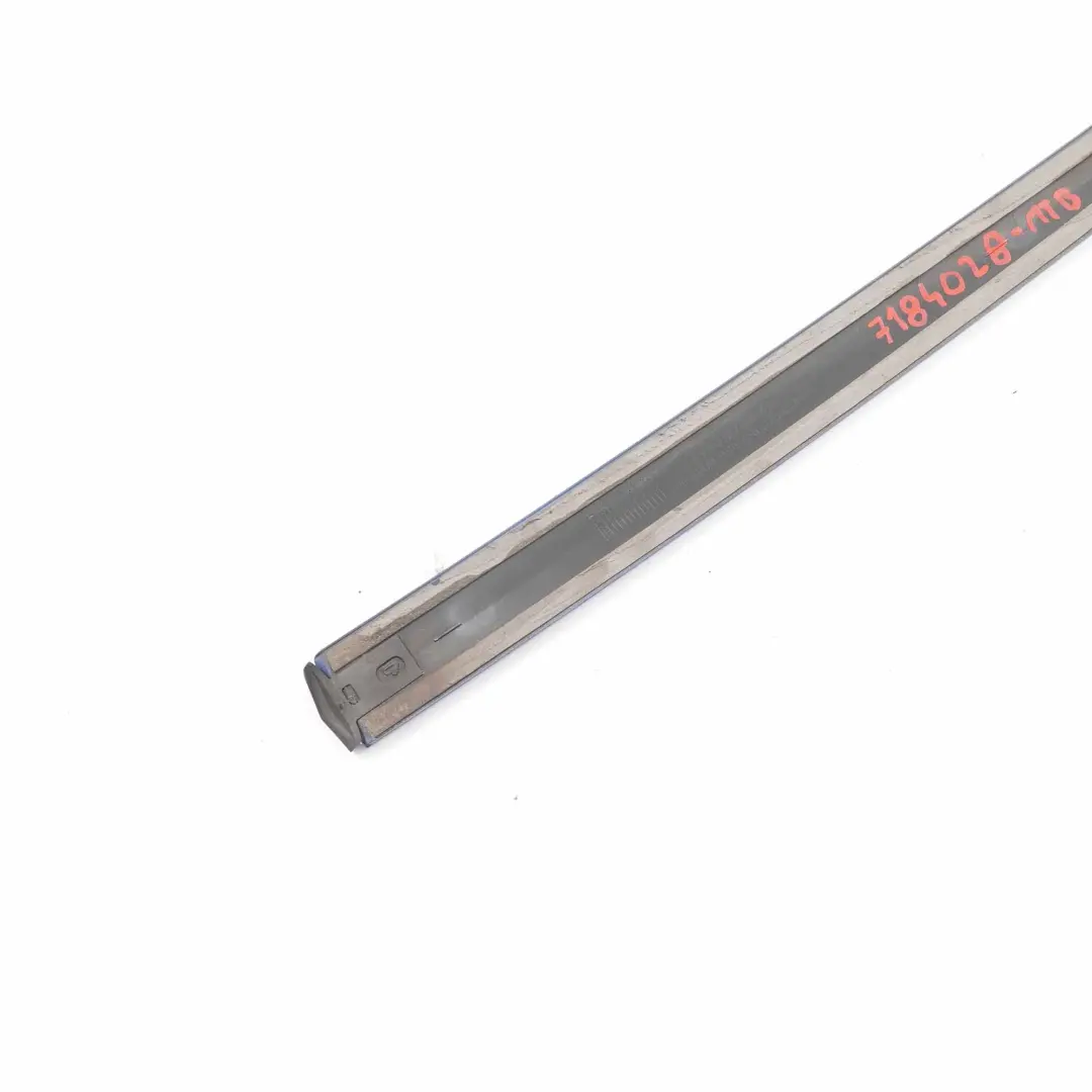 BMW E93 F33 Bande De Moulage Haut Droite Montegoblau Bleu - A51 - SKU 7184028-MTB - Numéro de pièce 7184028