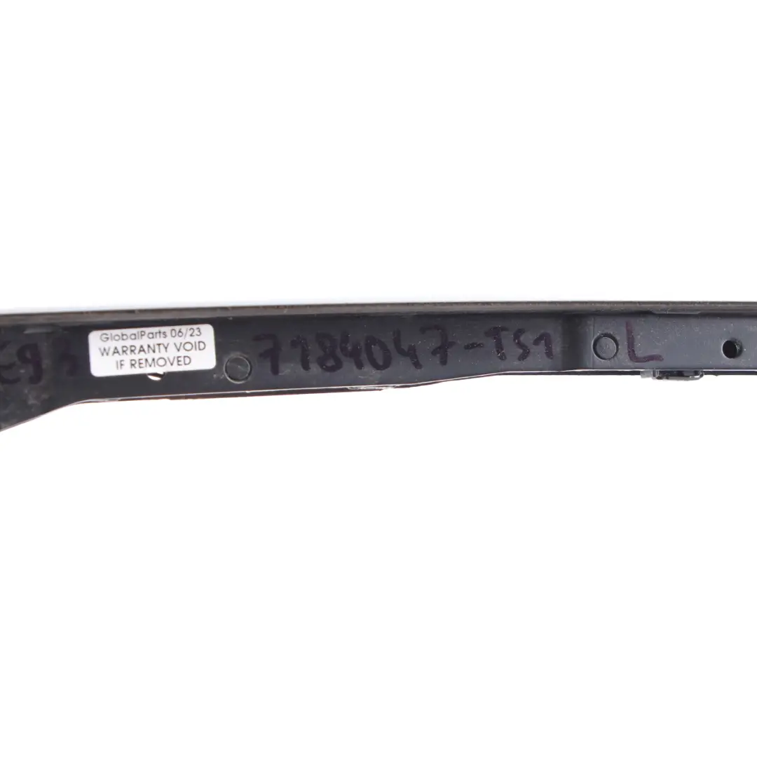 BMW E93 Cabriolet Gauche Moulure Supérieure Cache Charnière Titansilber Argent - SKU 7184047-TS1 - Numéro de pièce 7184047