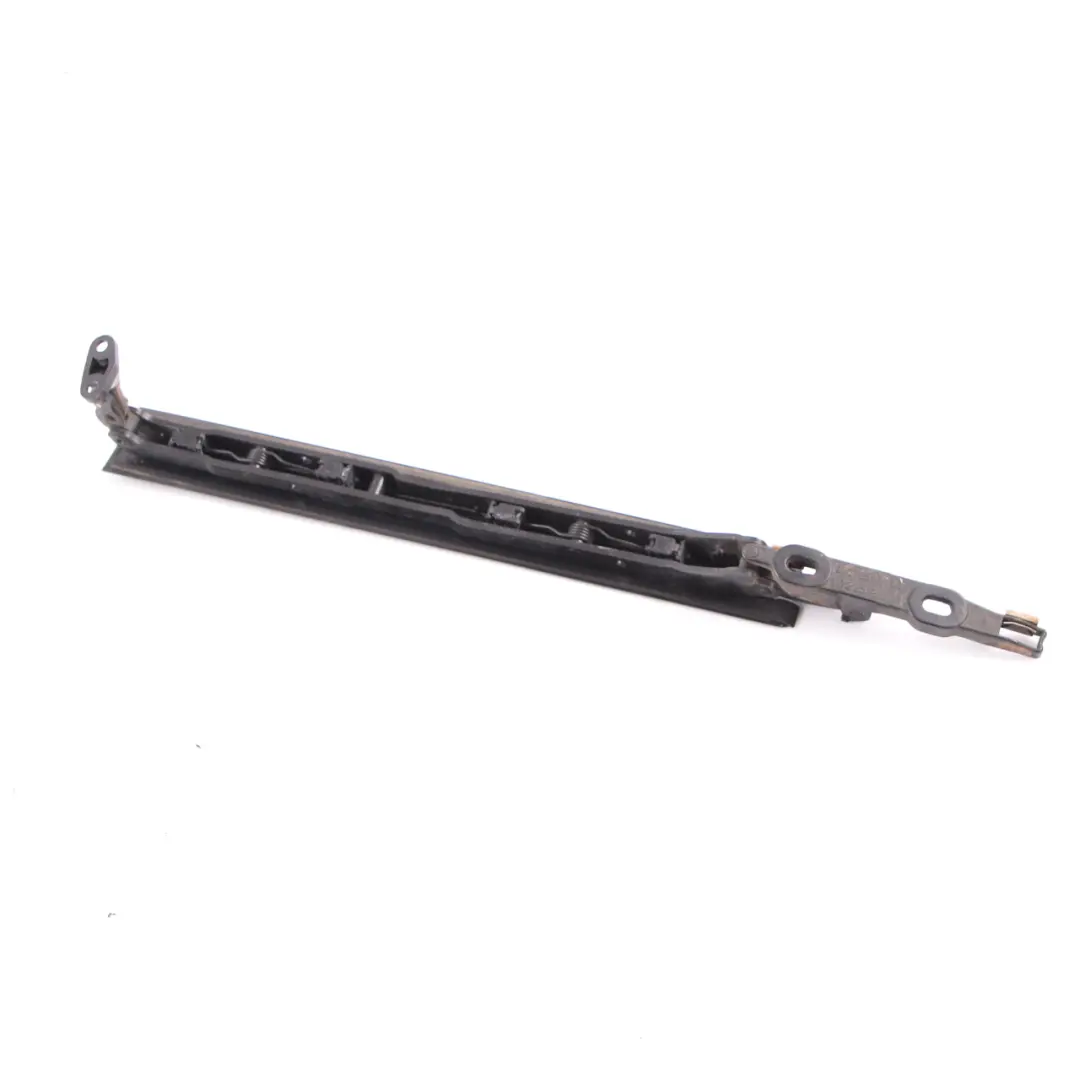 Derecho Top Molding Techo Bisagra Cubierta Negro Zafiro 475 para BMW E93 con número de pieza 7184048 BMW E93 Derecho Top Molding Techo Bisagra Cubierta Negro Zafiro 475 - SKU 7184048-BS1 - Número de pieza 7184048
