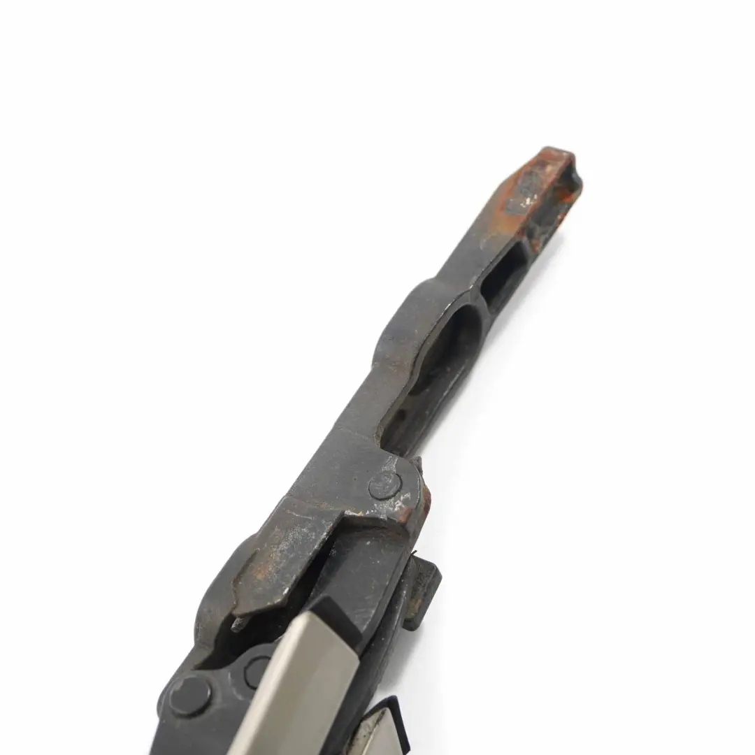 Right Top Molding Roof Hinge Cover Platinbronze Bronze A53 to BMW E93 Convertible with Part number 7184048 BMW E93 Convertible Right Top Molding Roof Hinge Cover Platinbronze Bronze A53 - SKU 7184048-PB - Part number 7184048