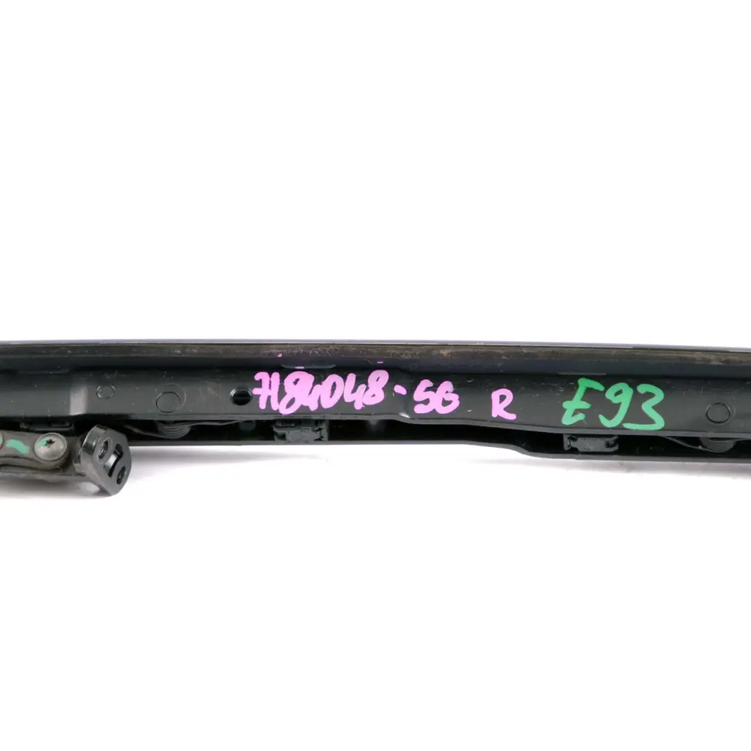 Osłona Obudowa Zawiasu Prawa Dach do BMW E93 o numerze 7184048 BMW E93 Osłona Obudowa Zawiasu Prawa Dach - SKU 7184048-SG - Numer Części 7184048