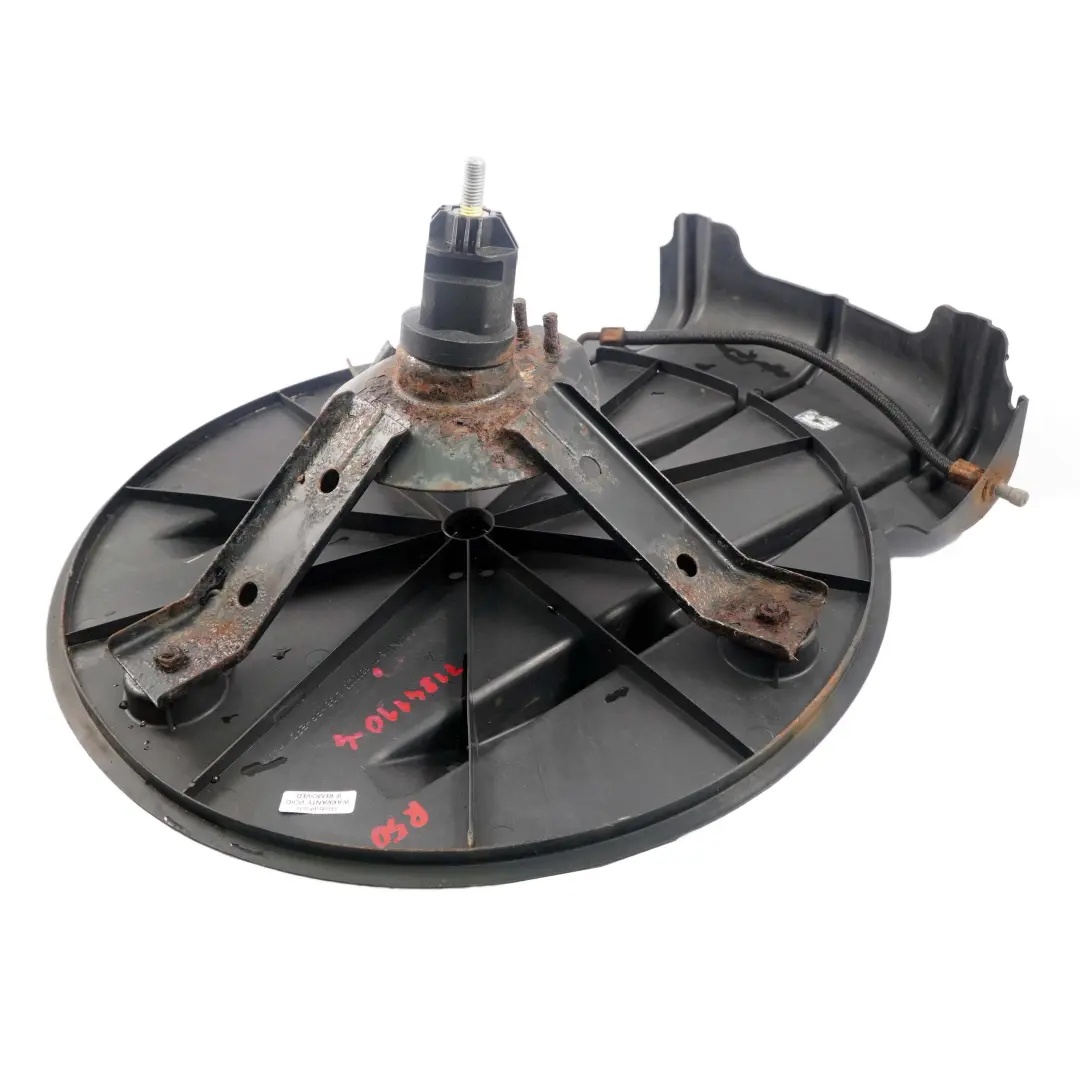 Soporte rueda repuesto emergencia Tapa soporte para Mini R50 R52 R56 R58 con número de pieza 7184110 Mini R50 R52 R56 R58 Soporte rueda repuesto emergencia Tapa soporte - SKU 7184110 - Número de pieza 7184110