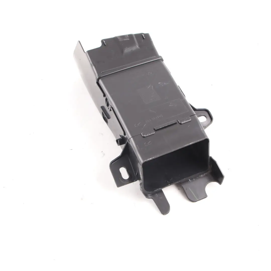 Duct BMW F01 F02 Channel Front Right O/S Brake Tube Cooling to Air with Part number 7184156 Air Duct BMW F01 F02 Channel Front Right O/S Brake Tube Cooling - SKU 7184156 - Part number 7184156