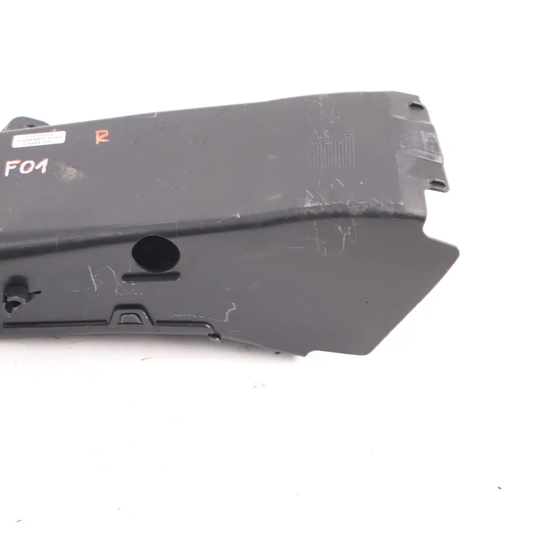 Duct BMW F01 F02 Channel Front Right O/S Brake Tube Cooling to Air with Part number 7184156 Air Duct BMW F01 F02 Channel Front Right O/S Brake Tube Cooling - SKU 7184156 - Part number 7184156