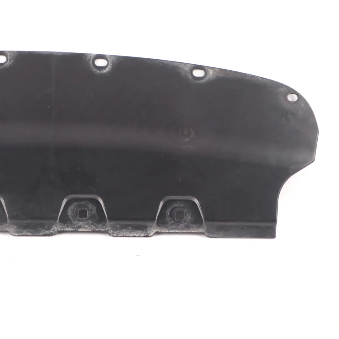 BMW F10 LCI Pare-chocs arrière Bas Guide central Support Panneau - SKU 7184765 - Numéro de pièce 7184765