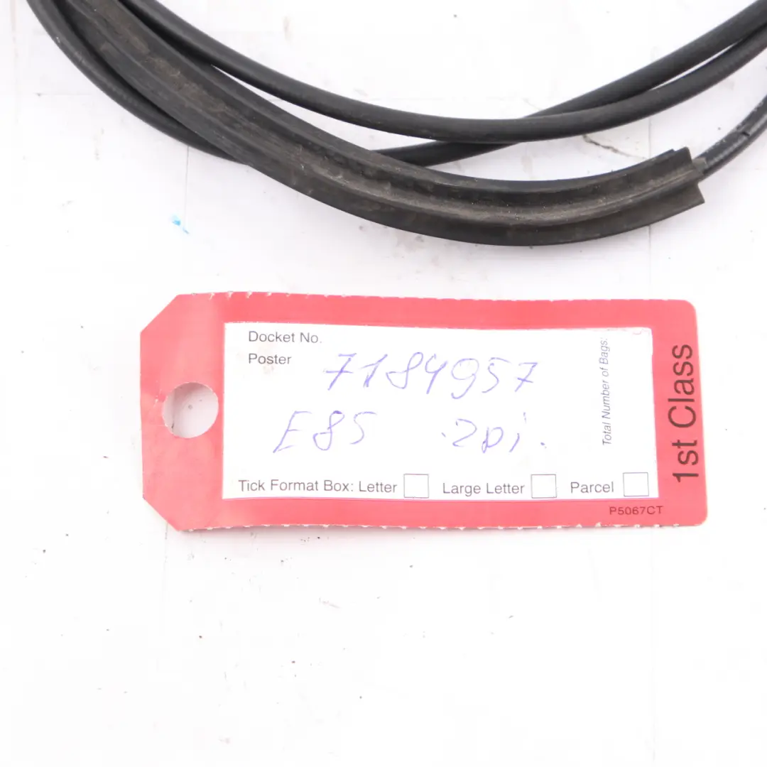 Hood Release Engine Bonnet Lock Bowden Cable Linkage to BMW Z4 E85 with Part number 7184957 BMW Z4 E85 Hood Release Engine Bonnet Lock Bowden Cable Linkage - SKU 7184957 - Part number 7184957