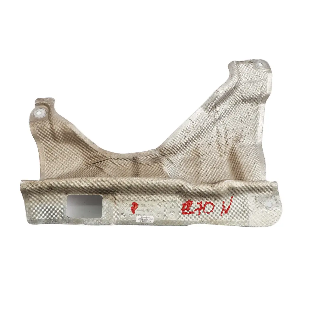 Termico BMW E70 LCI xDrive Pared Delantera Derecha Placa Aislante para Escudo con número de pieza 7185028 Escudo Termico BMW E70 LCI xDrive Pared Delantera Derecha Placa Aislante - SKU 7185028 - Número de pieza 7185028