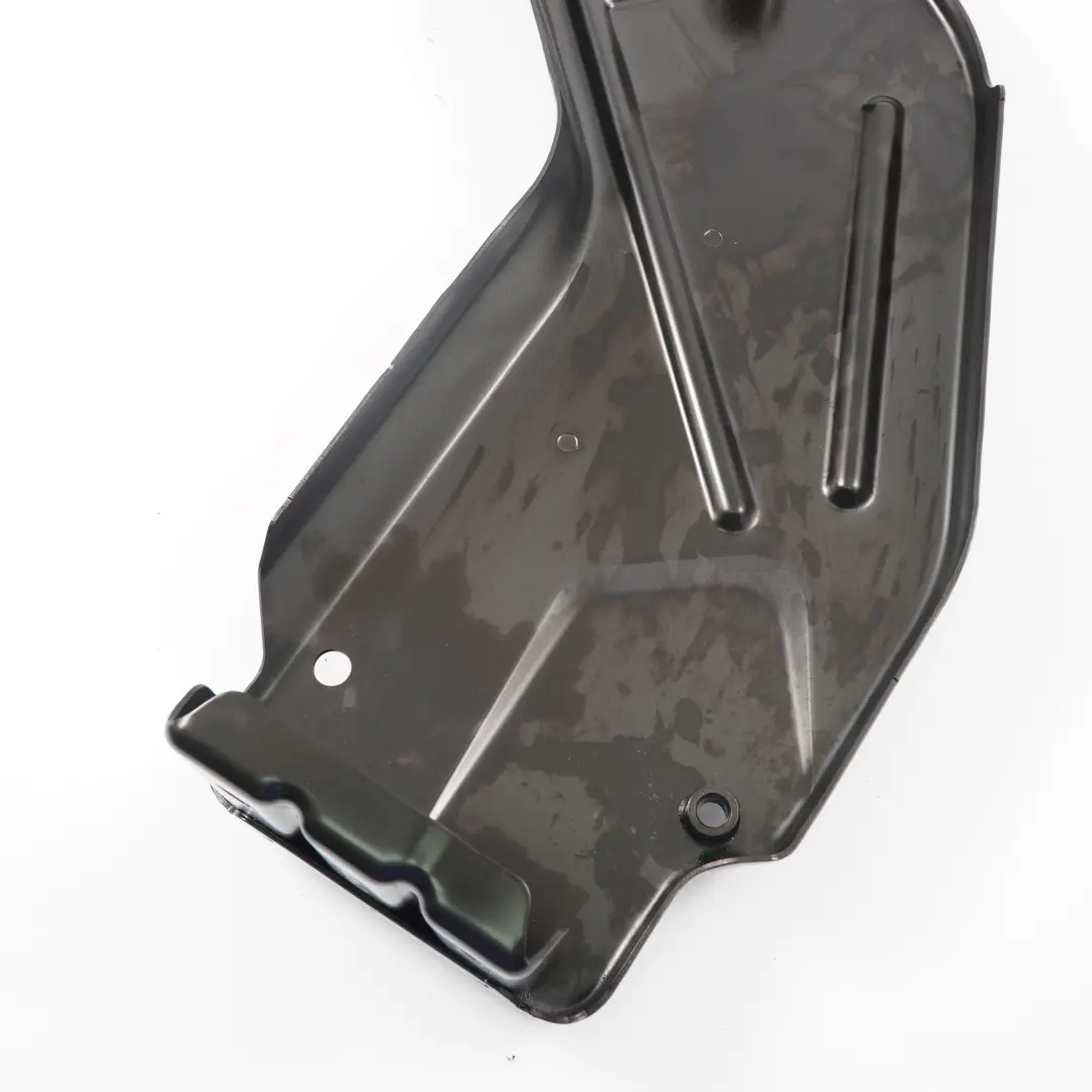 Osłona obudowa bagażnika lewa do BMW E93 o numerze 7185099 BMW E93 Osłona obudowa bagażnika lewa - SKU 7185099 - Numer Części 7185099