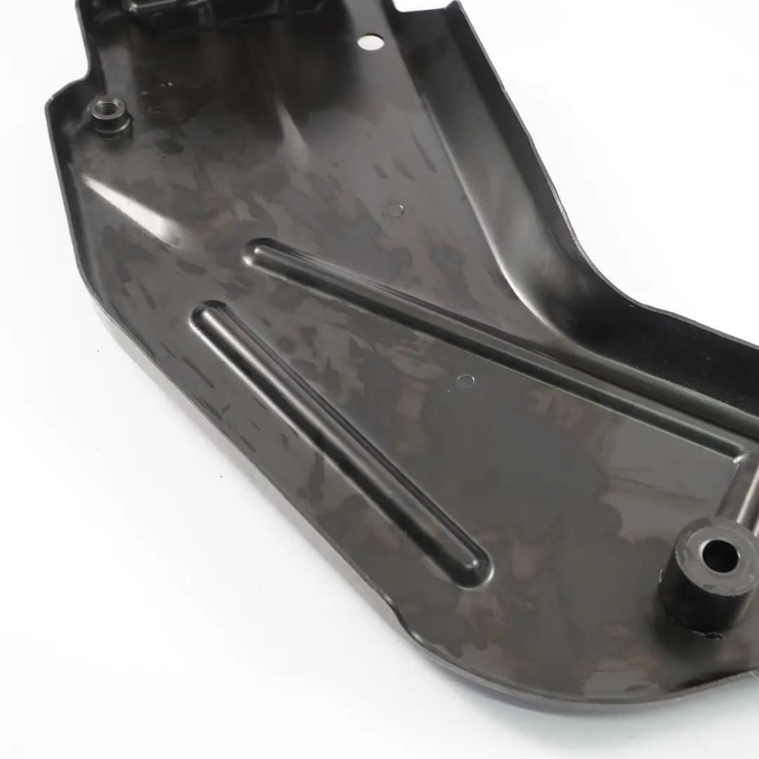 Osłona obudowa bagażnika lewa do BMW E93 o numerze 7185099 BMW E93 Osłona obudowa bagażnika lewa - SKU 7185099 - Numer Części 7185099