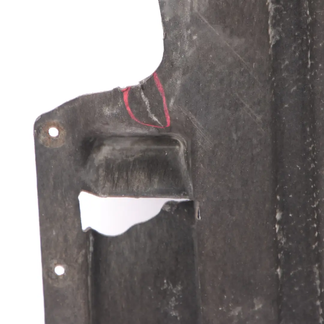 Revestimiento de los bajos del centro del panel 7184990 para BMW F10 F11 con número de pieza 7261763 BMW F10 F11 Revestimiento de los bajos del centro del panel 7184990 - SKU 7185113 - Número de pieza 7261763