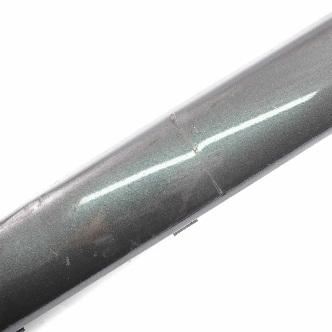 BMW E87 LCI Bande caoutchouc pour pare-chocs avant gauche Sparkling Graphite A22 - SKU 7185131-SG - Numéro de pièce 7185131