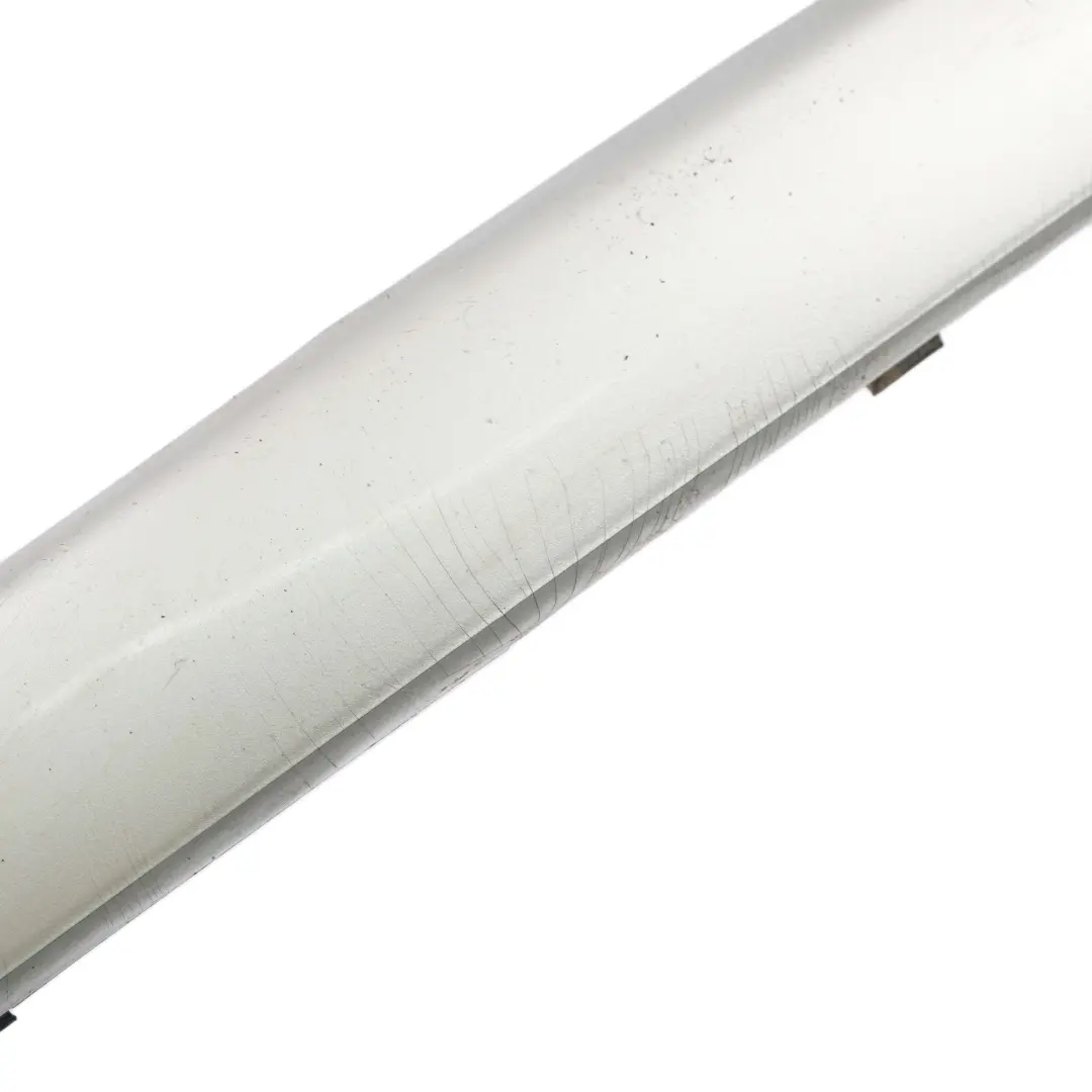 BMW E87 LCI E81 Striscia Gomma Paraurti Anteriore Sinistra Argento Titano - SKU 7185131-TS - Numero di parte 7185131