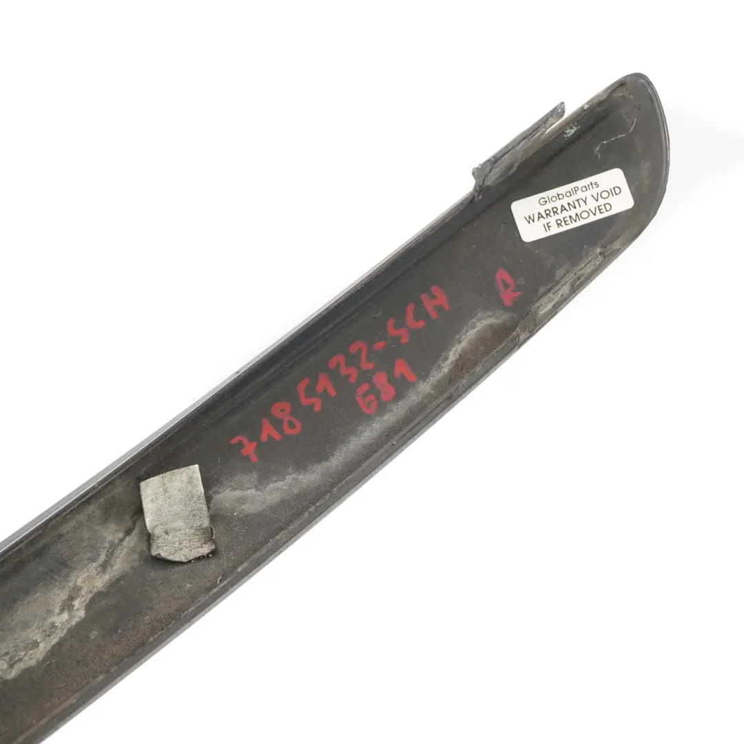 Listwa zderzaka przedniego prawa do BMW E81 E87 LCI o numerze 7185132 BMW E81 E87 LCI Listwa zderzaka przedniego prawa - SKU 7185132-SCH - Numer Części 7185132