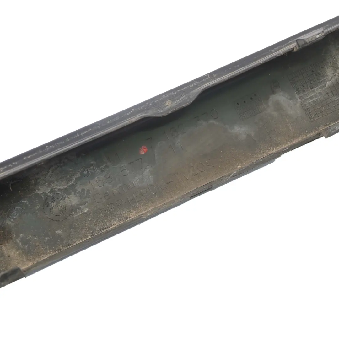 Listwa zderzaka przedniego prawa do BMW E81 E87 LCI o numerze 7185132 BMW E81 E87 LCI Listwa zderzaka przedniego prawa - SKU 7185132-SCH - Numer Części 7185132