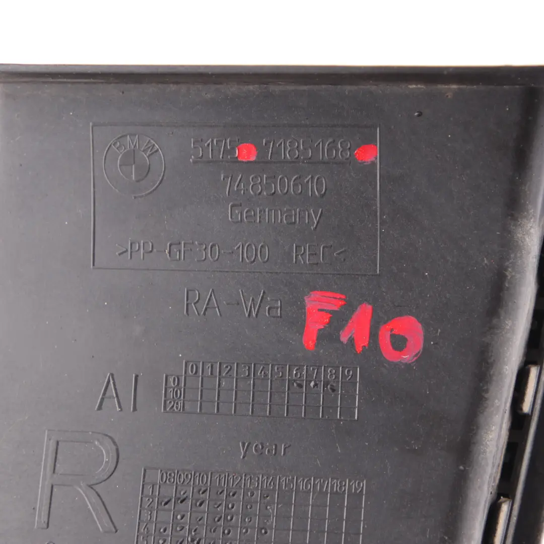 Canal Conducto Aire Tubo Freno Delantero Derecho para BMW F10 F11 F12 F13 con número de pieza 7185168 BMW F10 F11 F12 F13 Canal Conducto Aire Tubo Freno Delantero Derecho - SKU 7185168 - Número de pieza 7185168