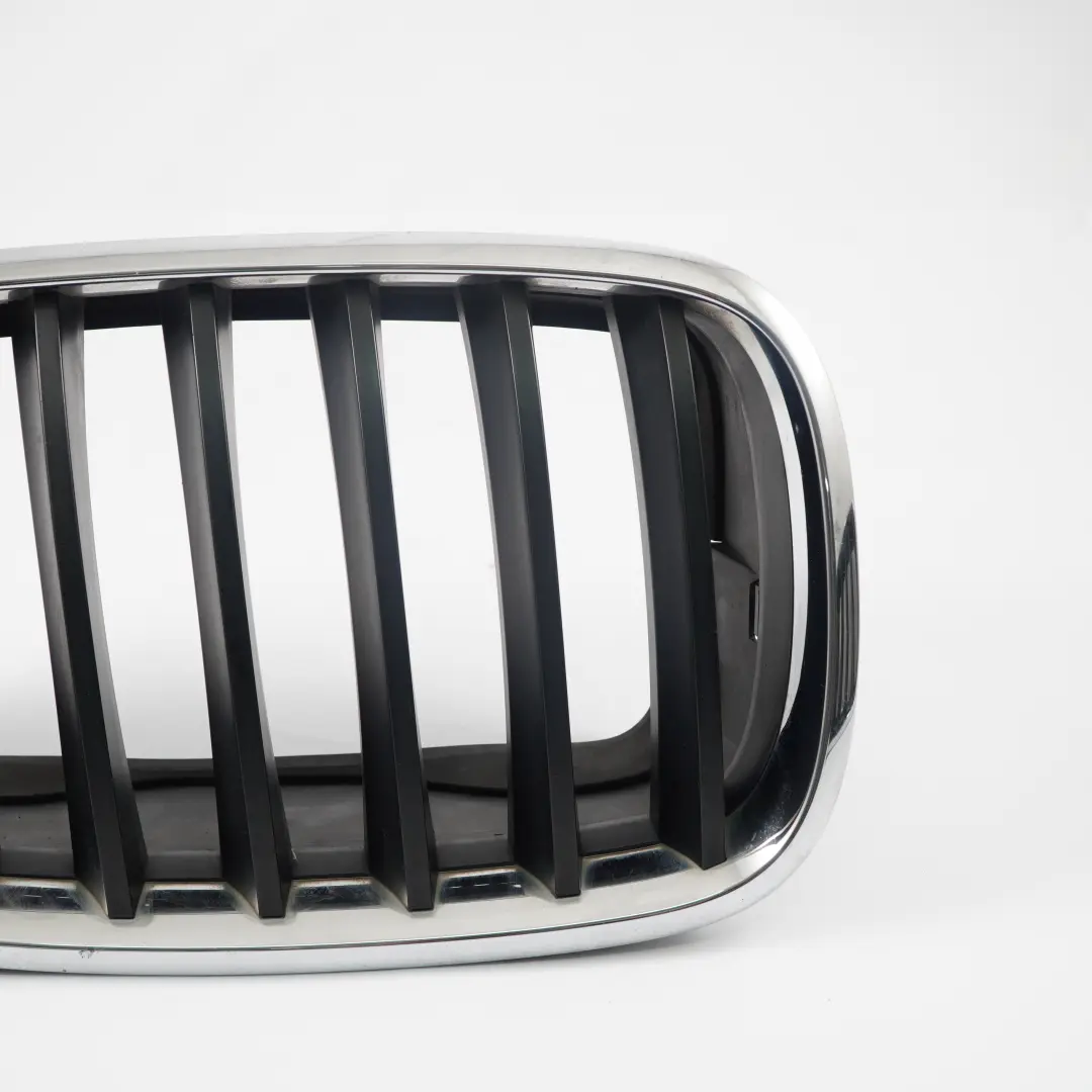 Grille de Aare-Chocs Avant Droite Rein Noir Chrome pour BMW X5 E70 à propos du numéro de pièce 7185224 BMW X5 E70 Grille de Aare-Chocs Avant Droite Rein Noir Chrome - SKU 7185224 - Numéro de pièce 7185224