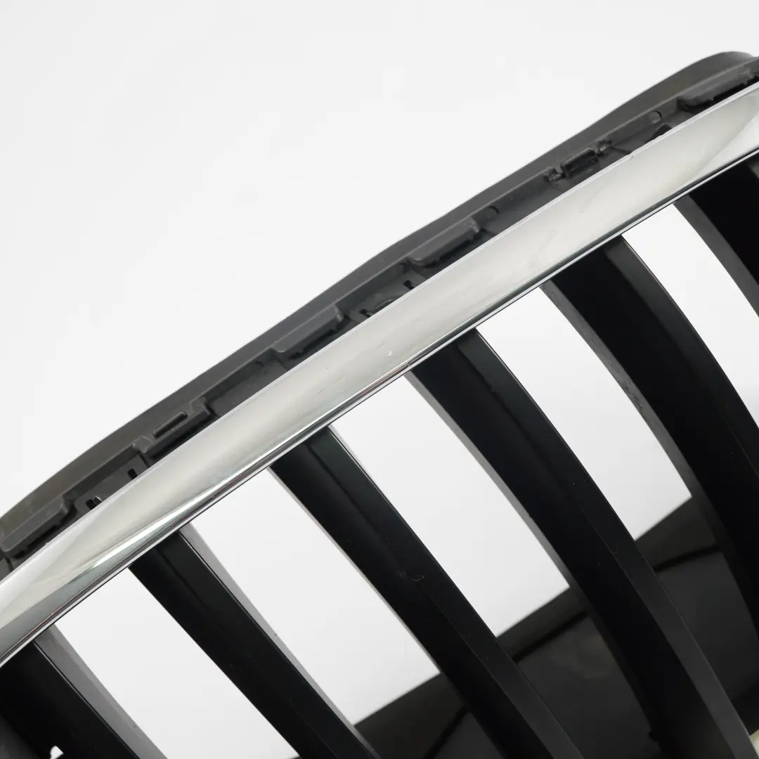 Kratka Nerka Atrapa Prawa Grill Czarna do BMW X5 E70 o numerze 7185224 BMW X5 E70 Kratka Nerka Atrapa Prawa Grill Czarna - SKU 7185224 - Numer Części 7185224
