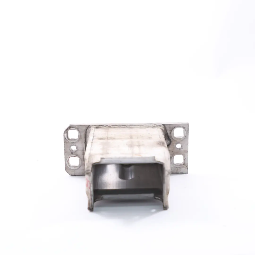 Supporto Anteriore BMW E63 E64 Adattatore Montaggio Traversa Sinistra per con numero di parte 7185487 Supporto Anteriore BMW E63 E64 Adattatore Montaggio Traversa Sinistra - SKU 7185487-2 - Numero di parte 7185487