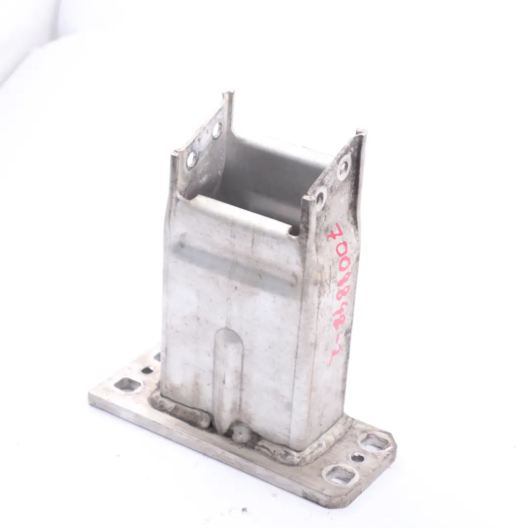 Pare-chocs Avant Traverse Gauche Adaptateur Droite pour BMW E63 à propos du numéro de pièce 7185487 BMW E63 Pare-chocs Avant Traverse Gauche Adaptateur Droite - SKU 7185487-3 - Numéro de pièce 7185487