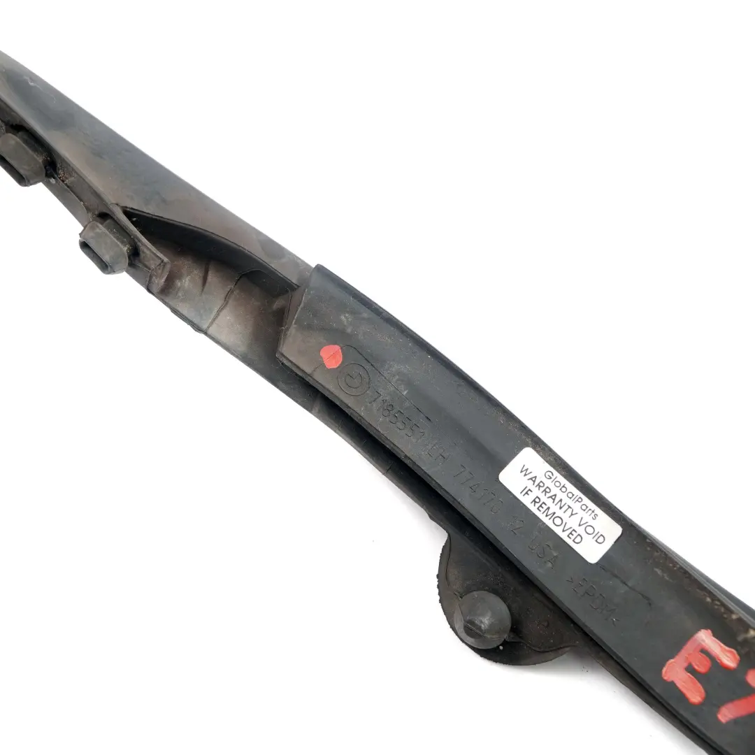 Joint etancheite moteur capot avant gauche bandeau de phare pour BMW X5 E70 à propos du numéro de pièce 7185551 BMW X5 E70 Joint etancheite moteur capot avant gauche bandeau de phare - SKU 7185551 - Numéro de pièce 7185551