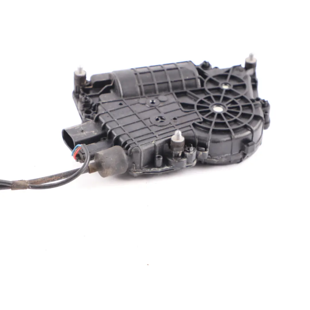Meccanismo attuatore serratura porta sinistra Chiusura morbida BMW F01 - SKU 7185687 - Numero di parte 7185687