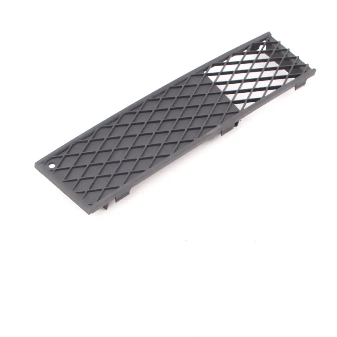 Parachoques Delantero Tapa Rejilla Entrada Aire Inferior Derecha para BMW F01 con número de pieza 7186506 BMW F01 Parachoques Delantero Tapa Rejilla Entrada Aire Inferior Derecha - SKU 7186506 - Número de pieza 7186506