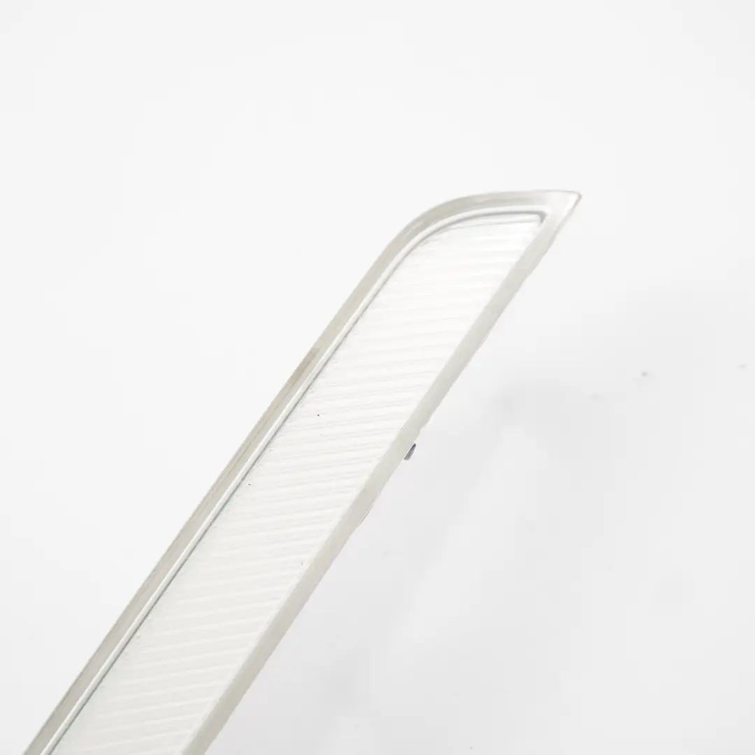 Panel Lateral Marcador Reflector Derecho para BMW X5 E70 X6 E71 X6 E72 Hybrid con número de pieza 7187088 BMW X5 E70 X6 E71 X6 E72 Hybrid Panel Lateral Marcador Reflector Derecho - SKU 7187088 - Número de pieza 7187088