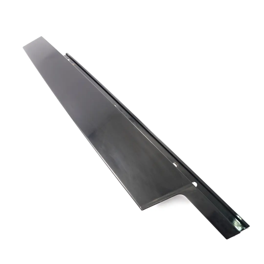 Finitura Finestrino Pilastro B Porta Anteriore Destra Alto Lucido per BMW X6 E71 con numero di parte 7187202 BMW X6 E71 Finitura Finestrino Pilastro B Porta Anteriore Destra Alto Lucido - SKU 7187202 - Numero di parte 7187202