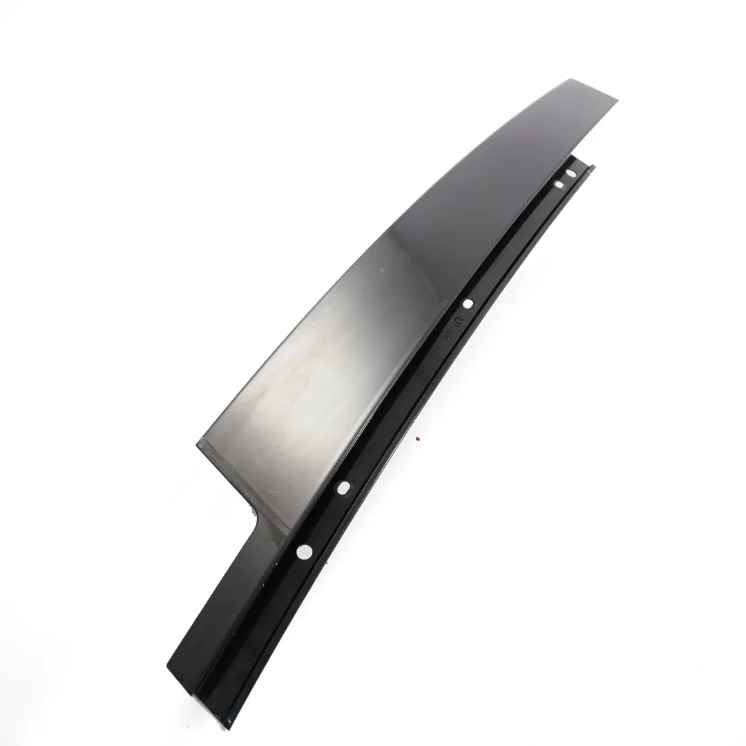 Finisher Window B Pillar Front Door Right O/S High Gloss to BMW X6 E71 with Part number 7187202 BMW X6 E71 Finisher Window B Pillar Front Door Right O/S High Gloss - SKU 7187202 - Part number 7187202