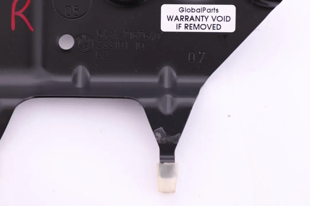 Support Bracket Tension Bar Right O/S to BMW 1 Series E88 Cabrio with Part number 7187640 BMW 1 Series E88 Cabrio Support Bracket Tension Bar Right O/S - SKU 7187640 - Part number 7187640