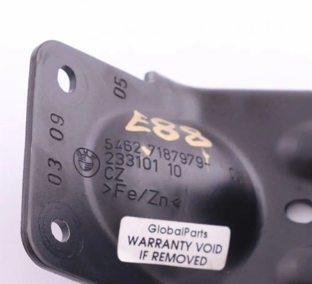 Protection Anti Retournement Tablette Lunette Arrière Noir pour BMW E88 à propos du numéro de pièce 7187979 BMW E88 Protection Anti Retournement Tablette Lunette Arrière Noir - SKU 7187979 - Numéro de pièce 7187979