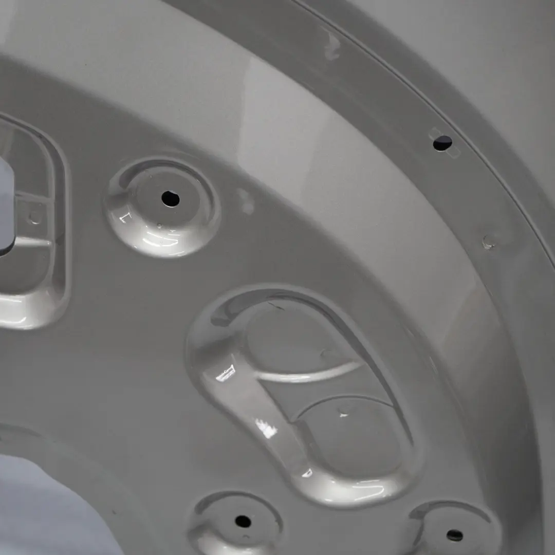 Pokrywa Osłona Dachu Kaschmirsilber - A72 do BMW E88 o numerze 7188729 BMW E88 Pokrywa Osłona Dachu Kaschmirsilber - A72 - SKU 7188729-KAS - Numer Części 7188729