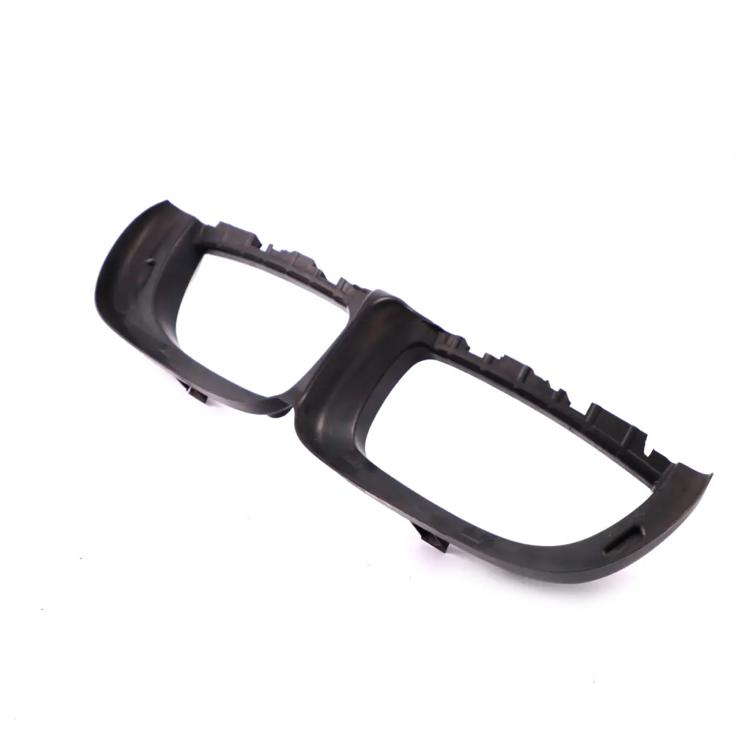 Supporto Radiatore Condotto Aria Superiore per BMW E81 E82 E87 LCI E88 con numero di parte 7189263 BMW E81 E82 E87 LCI E88 Supporto Radiatore Condotto Aria Superiore - SKU 7189263-1 - Numero di parte 7189263