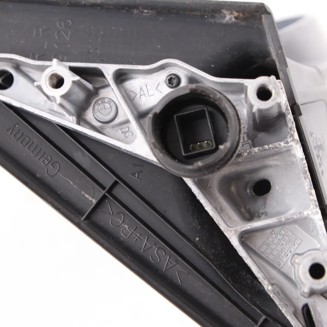 Wing Mirror BMW E90 E91 Door Right O/S 3 Pins to with Part number 7189958 Wing Mirror BMW E90 E91 Door Right O/S 3 Pins - SKU 7189958 - Part number 7189958