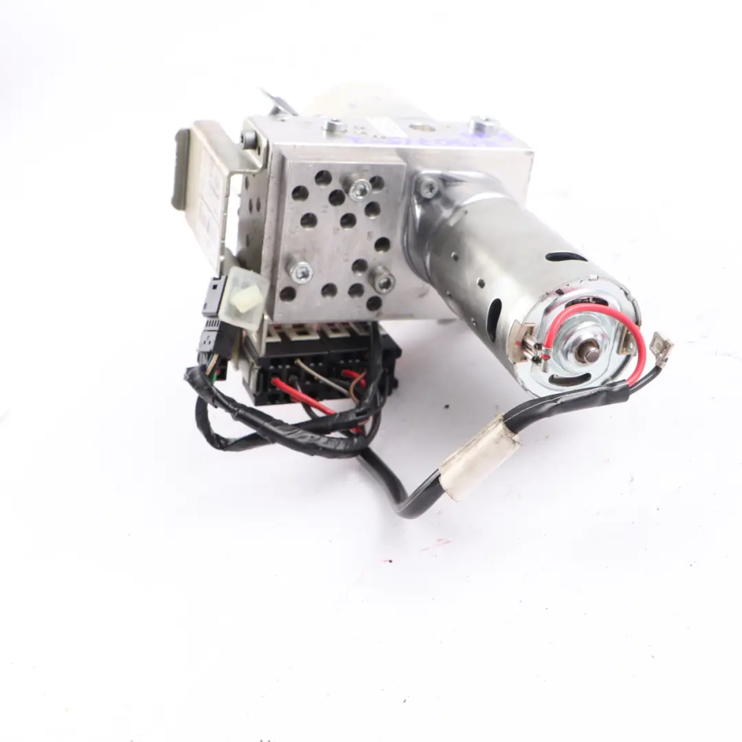 Pompa Idraulica Unità Tetto Pieghevole Convertibile 7171303 per BMW E88 Cabrio con numero di parte 7190715 BMW E88 Cabrio Pompa Idraulica Unità Tetto Pieghevole Convertibile 7171303 - SKU 7190715-2 - Numero di parte 7190715