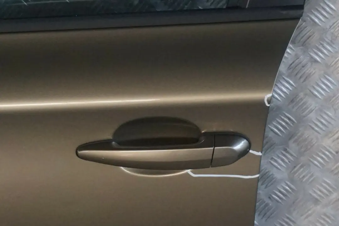 drzwi lewe przednie Sonora A23 do BMW 1 E87 o numerze 7191011 BMW 1 E87 drzwi lewe przednie Sonora A23 - SKU 7191011-SON - Numer Części 7191011