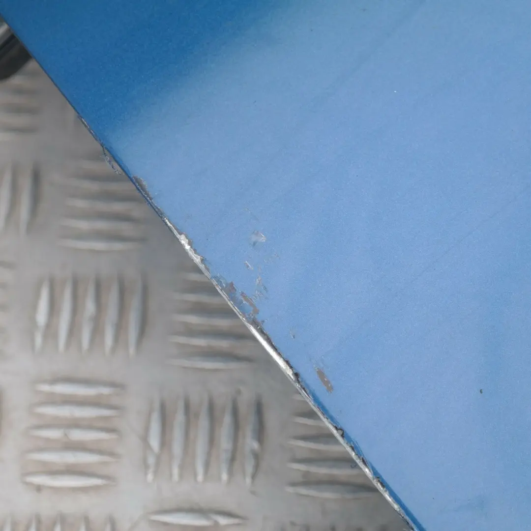 BMW E87 LCI Cote Conducteur Porte Avant a Gauche Bleu de Sydney Bleu - SKU 7191011-SYD5 - Numéro de pièce 7191011