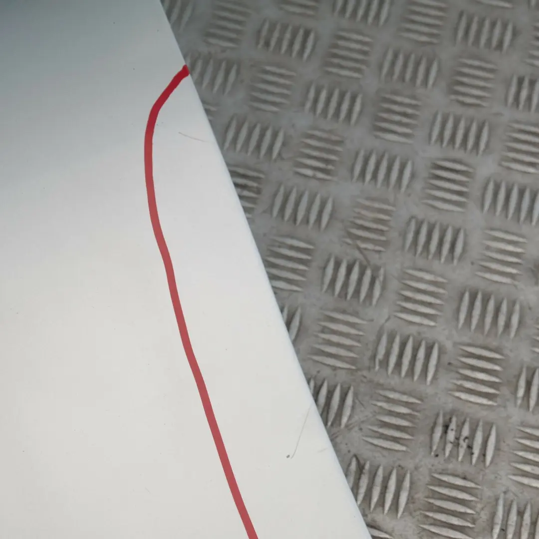 Porta anteriore sinistra Titansilber Argento Metallico per BMW 7 E87 con numero di parte 7191011 BMW 7 E87 Porta anteriore sinistra Titansilber Argento Metallico - SKU 7191011-TS7 - Numero di parte 7191011