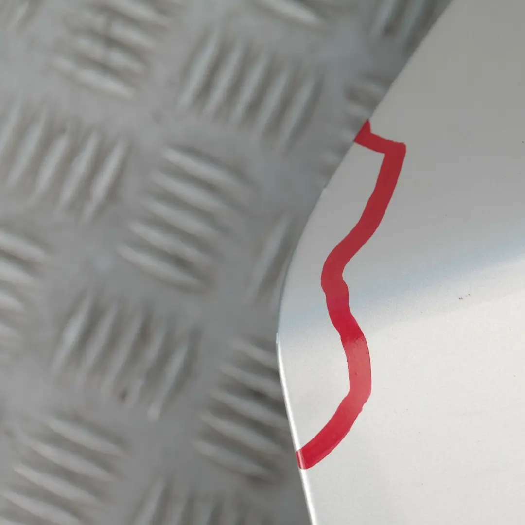 Cote Conducteur Porte avant Gauche Argent Titane Metallise 354 pour BMW E87 LCI à propos du numéro de pièce 7191011 BMW E87 LCI Cote Conducteur Porte avant Gauche Argent Titane Metallise 354 - SKU 7191011-TS7 - Numéro de pièce 7191011