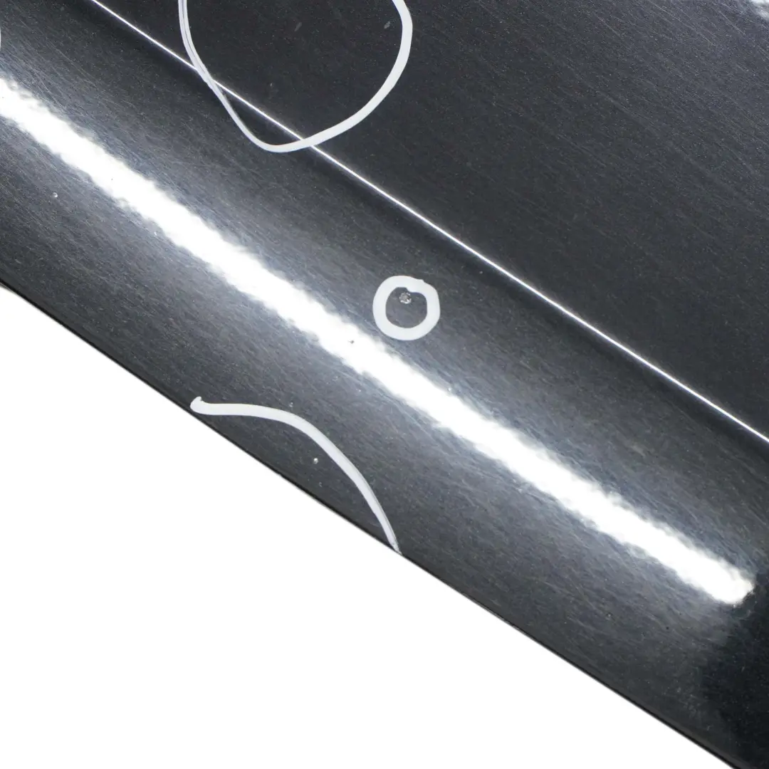 Tür Vorne Links Black Sapphire Metallic - 475 für BMW E87 mit Teilenummer 7191011 BMW E87 Tür Vorne Links Black Sapphire Metallic - 475 - SKU 7191011-BS5 - Teilenummer 7191011