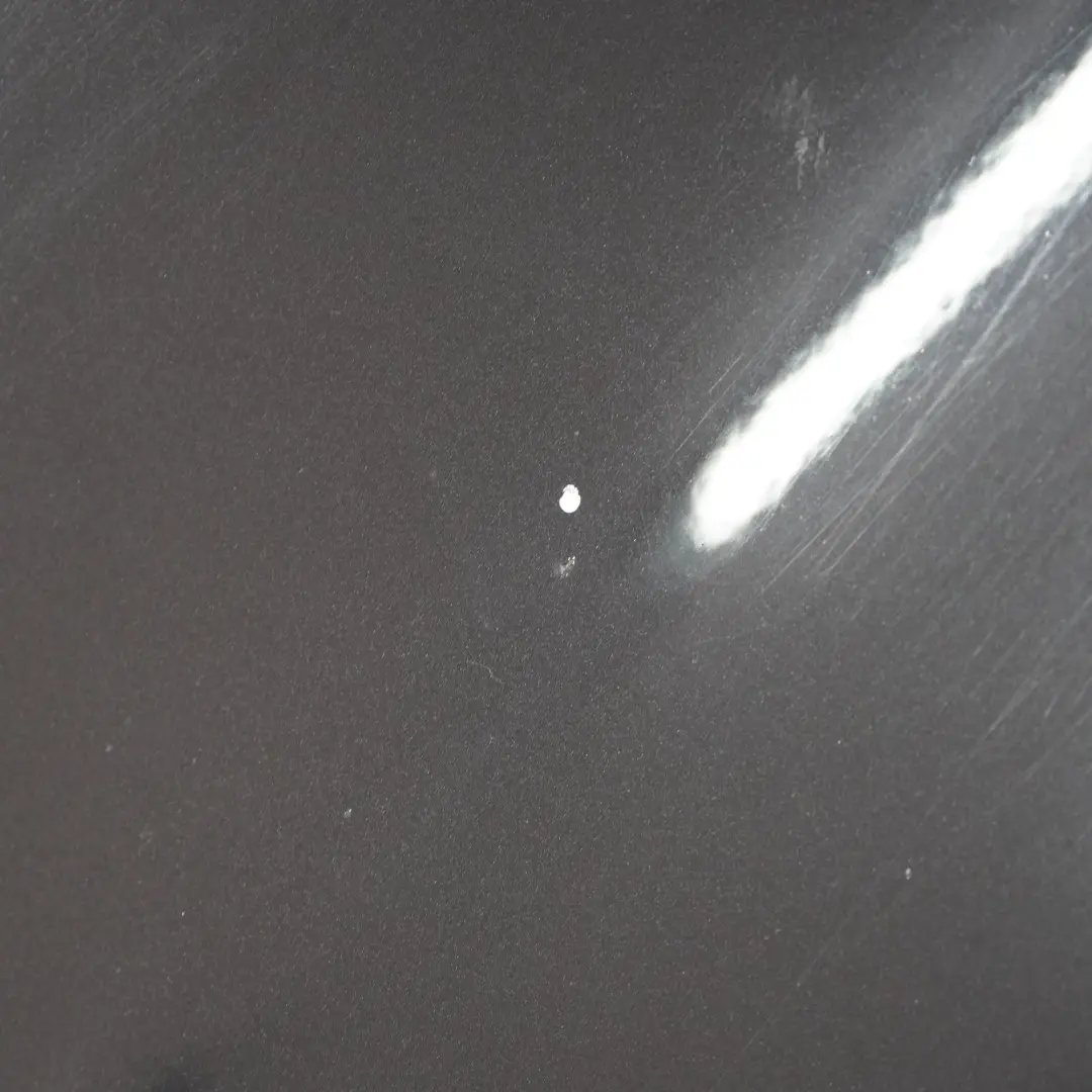 Tür Vorne Links Black Sapphire Schwarz Metallic - 475 für BMW E87 mit Teilenummer 7191011 BMW E87 Tür Vorne Links Black Sapphire Schwarz Metallic - 475 - SKU 7191011-BS - Teilenummer 7191011